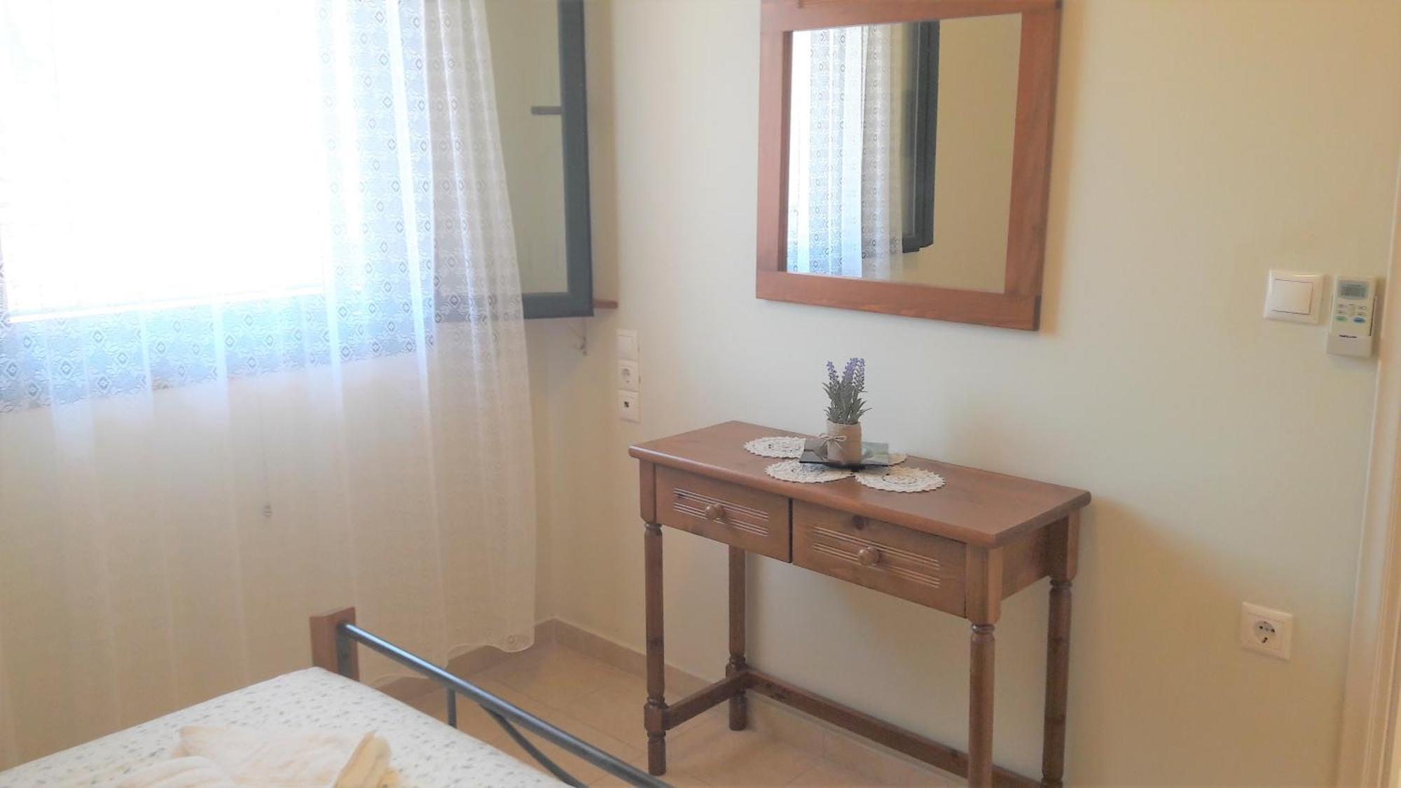 איה אפימיה Giannos Apartments מראה חיצוני תמונה