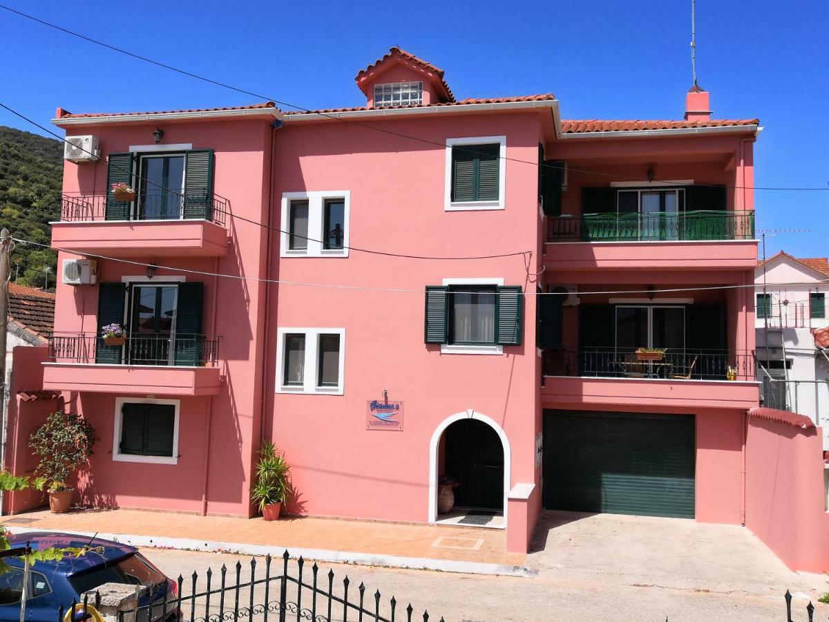 איה אפימיה Giannos Apartments מראה חיצוני תמונה
