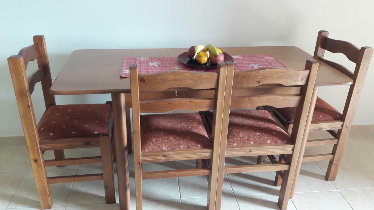 איה אפימיה Giannos Apartments מראה חיצוני תמונה